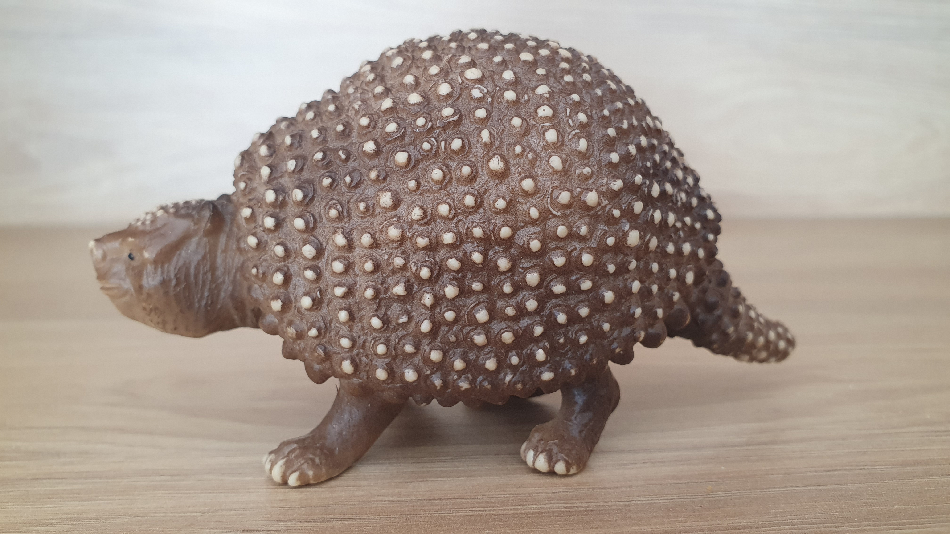 Glyptodon prehistorický pásovec 16522, model 2020