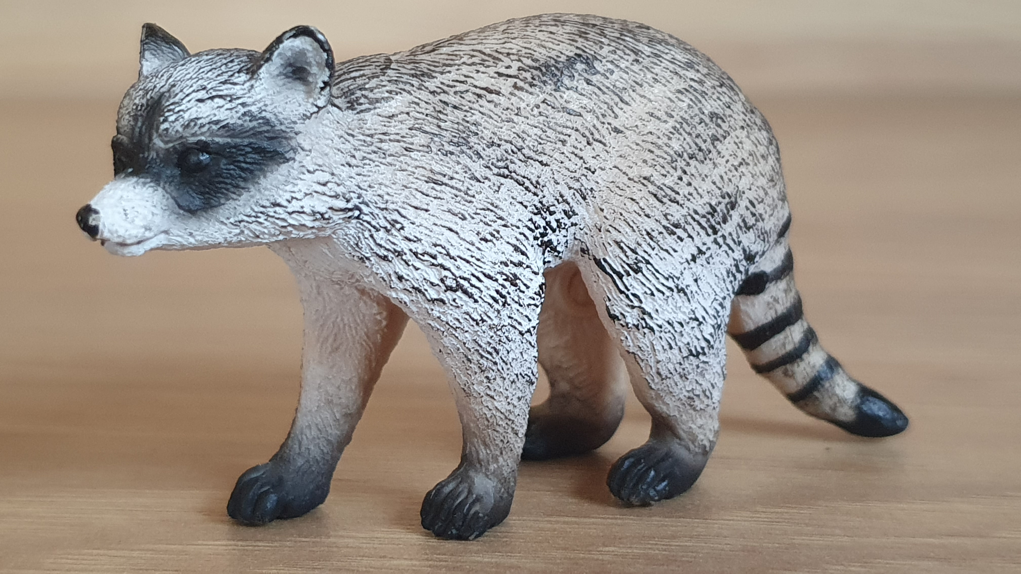 mýval 14828, model 2018