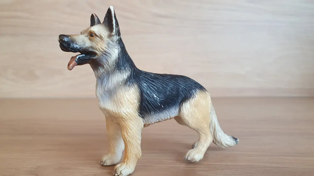 Německý ovčák 16333, model 2003