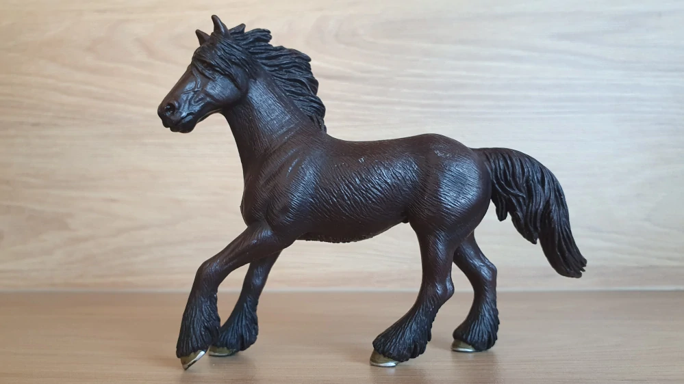 Fríská klisna 13604, model 2005