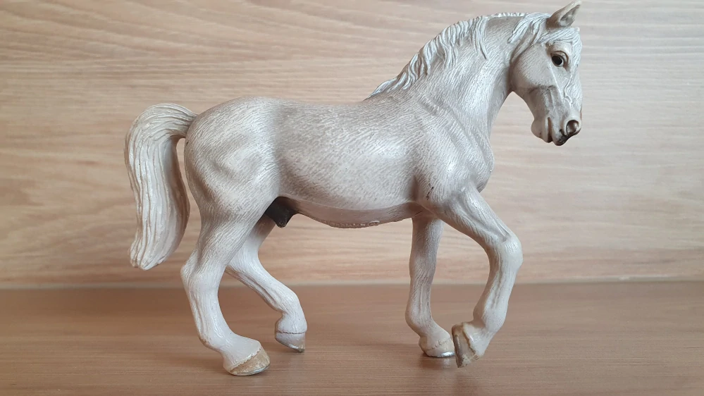 Lipizan hřebec 13293, model 2004