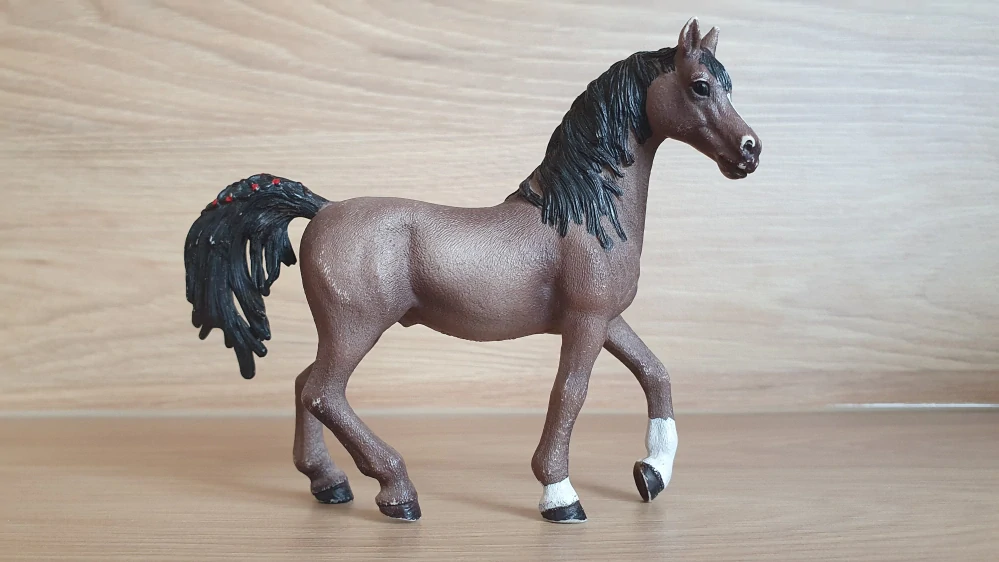 Arabský hřebec 13907, model 2015