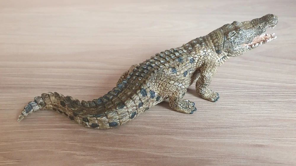 krokodýl s pohyblivou čelistí 14736, model 2014