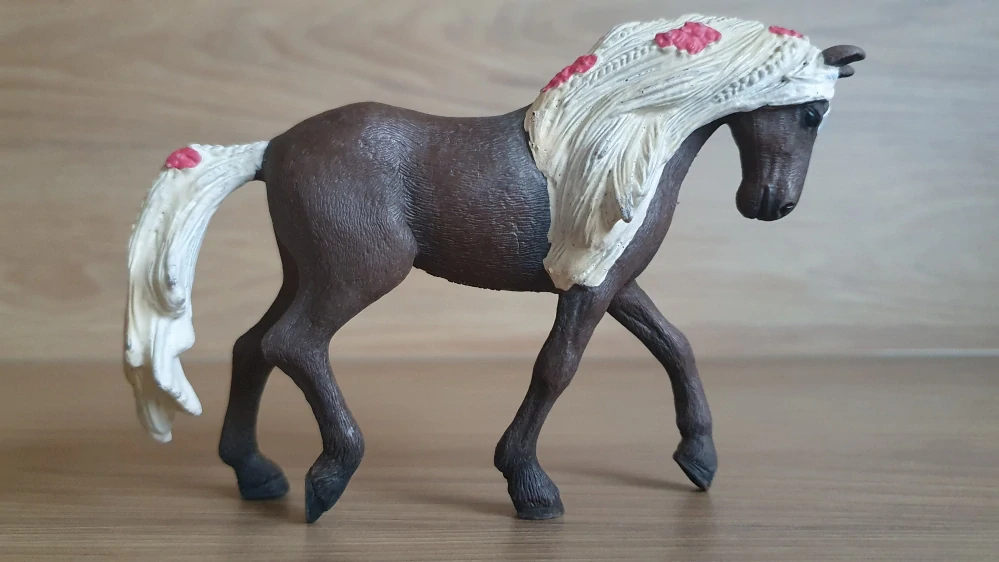 Klisna Rocky 42469, model 2018