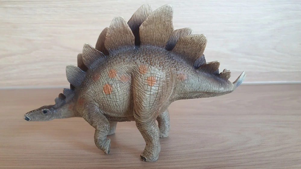 Stegosaurus 14520, model 2011