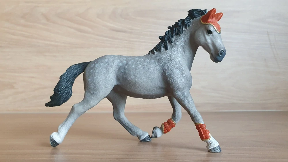 Turnajová hanoverká klisna 42443, model 2013