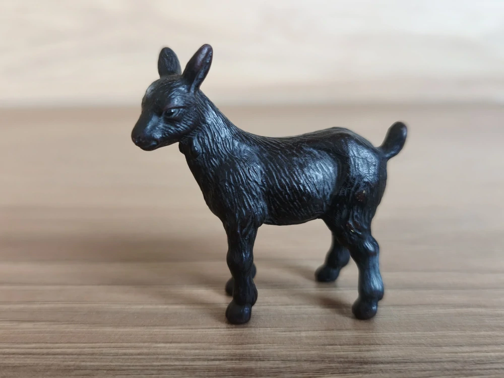 kůzle černé 13120, model 1996