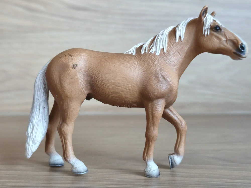 Palomino hřebec 13618, model 2006