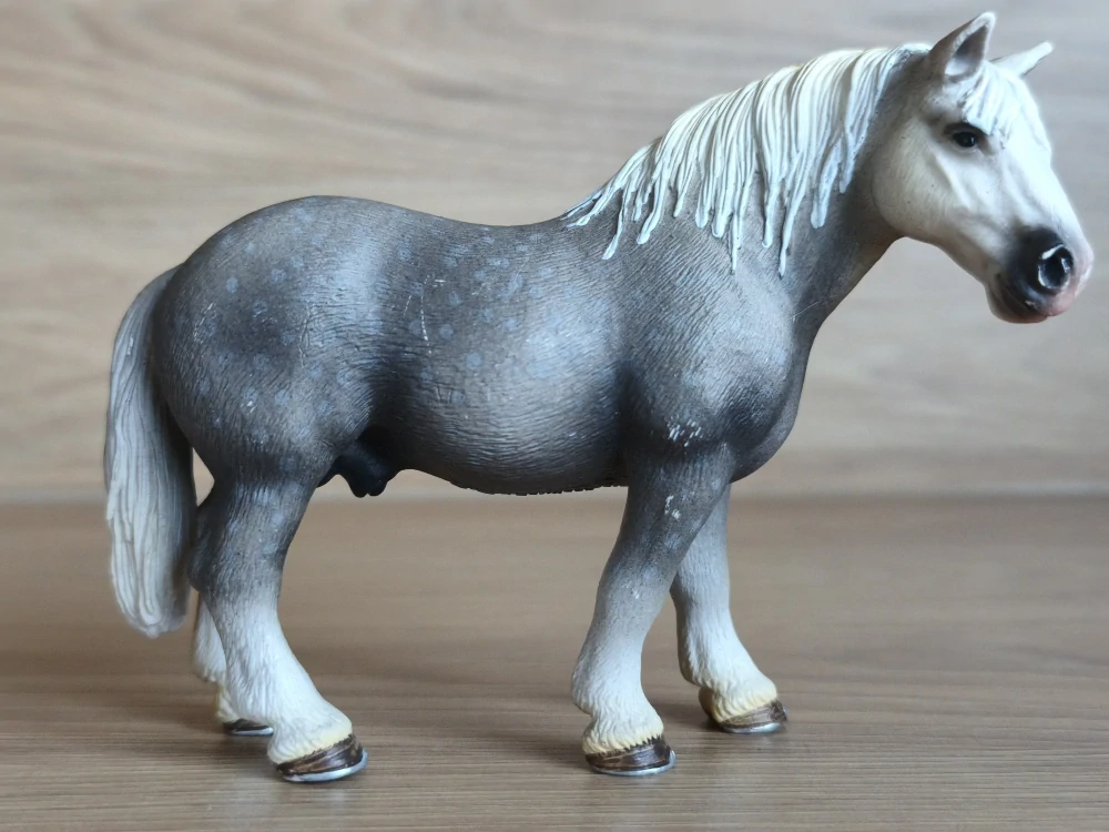 Hřebec Percheron 13623, model 2006