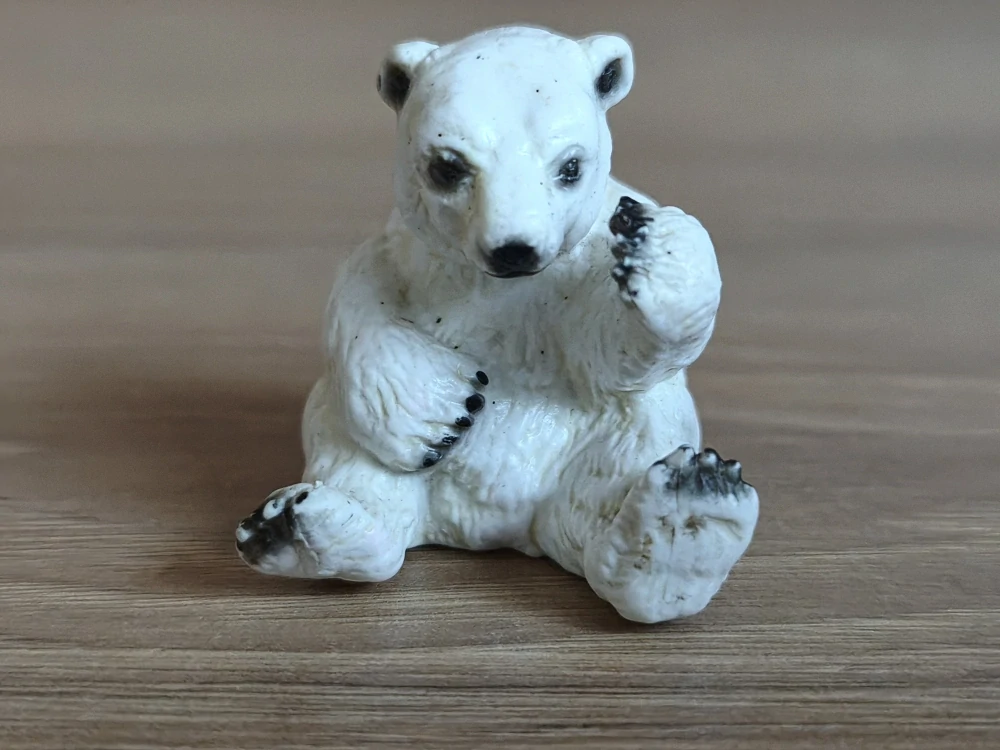 medvěd polární mládě 14084, model 1993