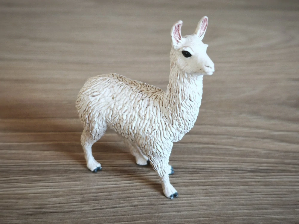 lama 13920, model 2020
