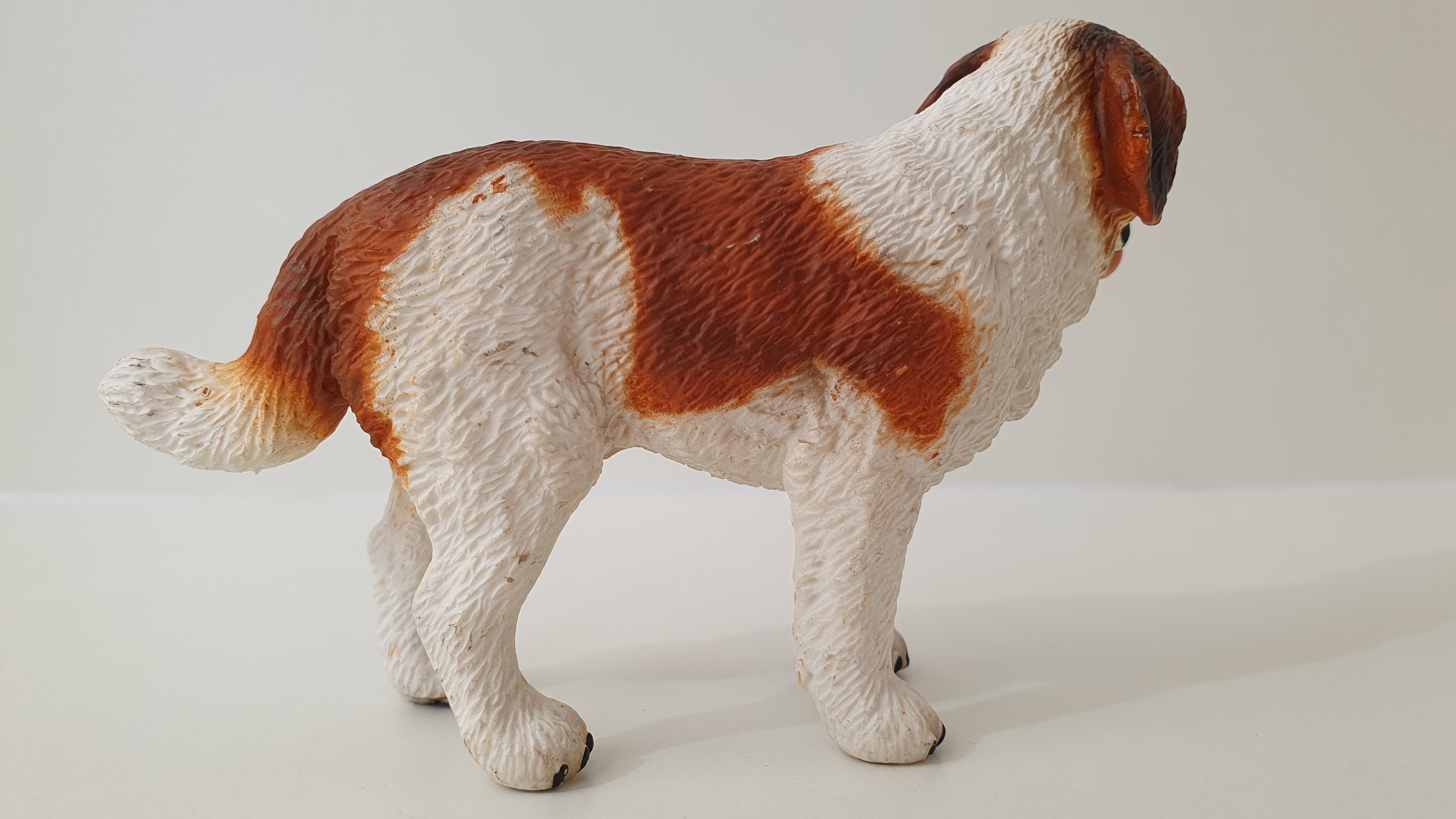 bernardýn s otevřenou tlamou 16379, model 2008