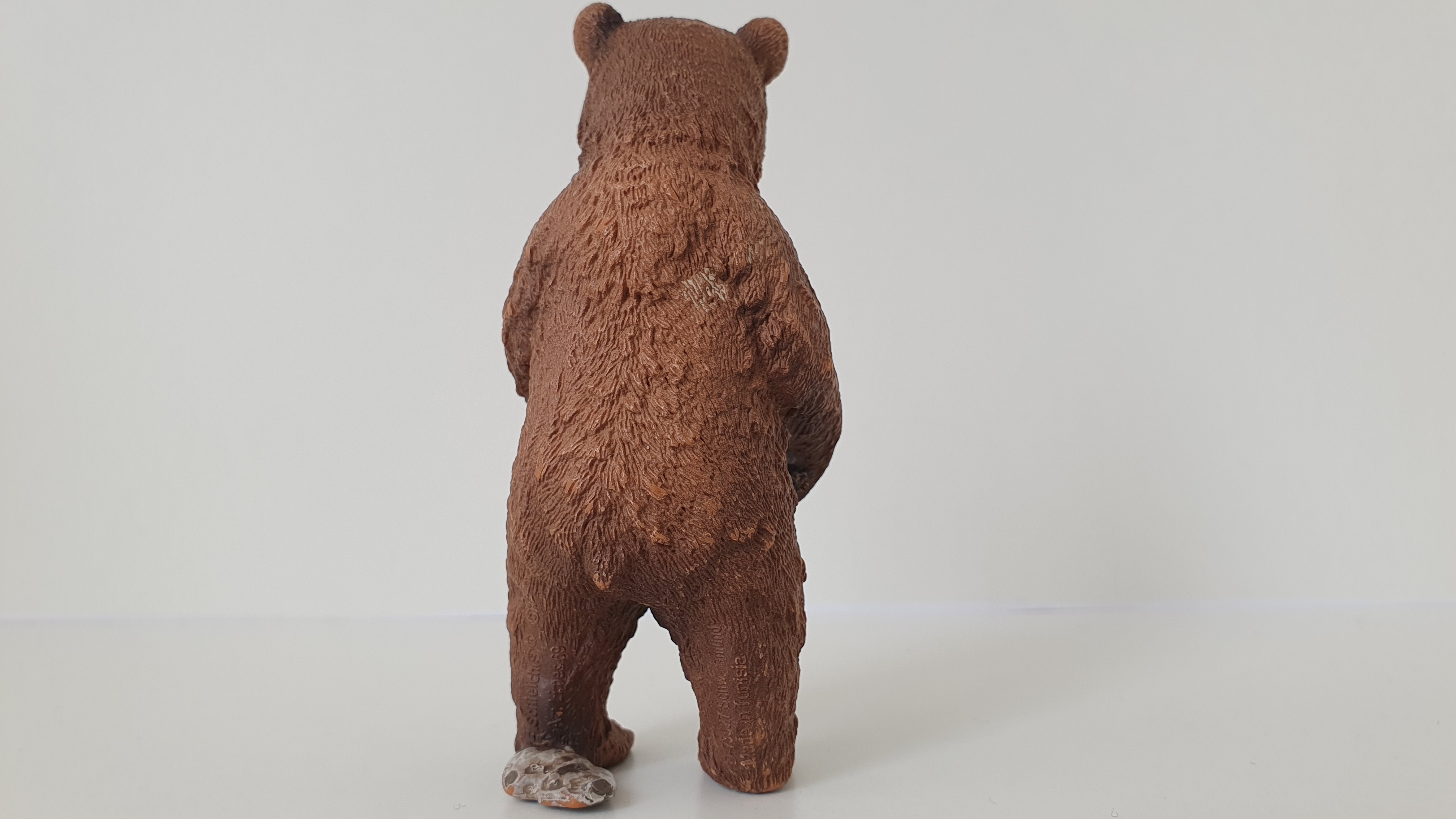 medvěd stojící 14686, model 2012