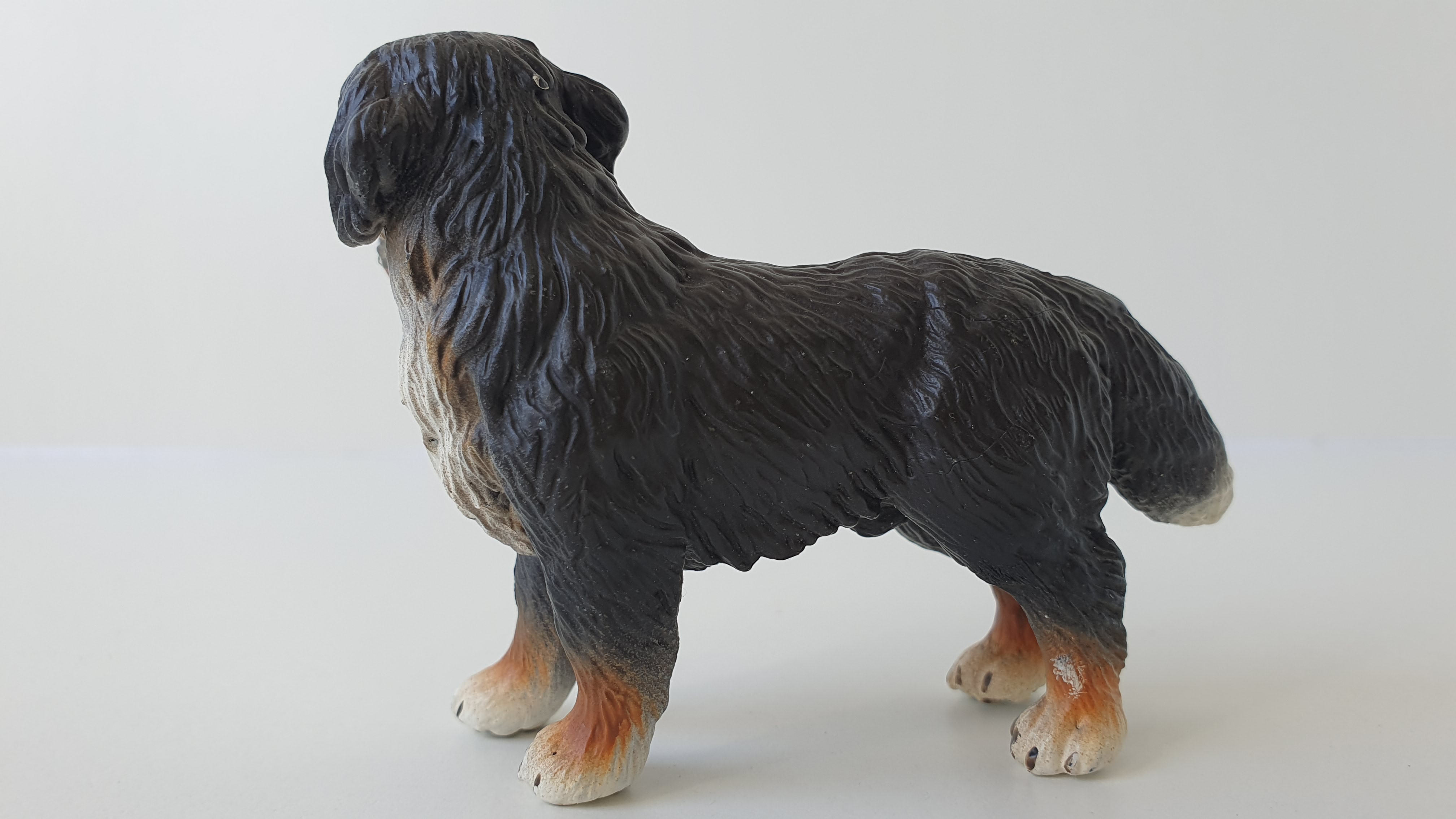 Bernský salašnický pes  16339, model 2004