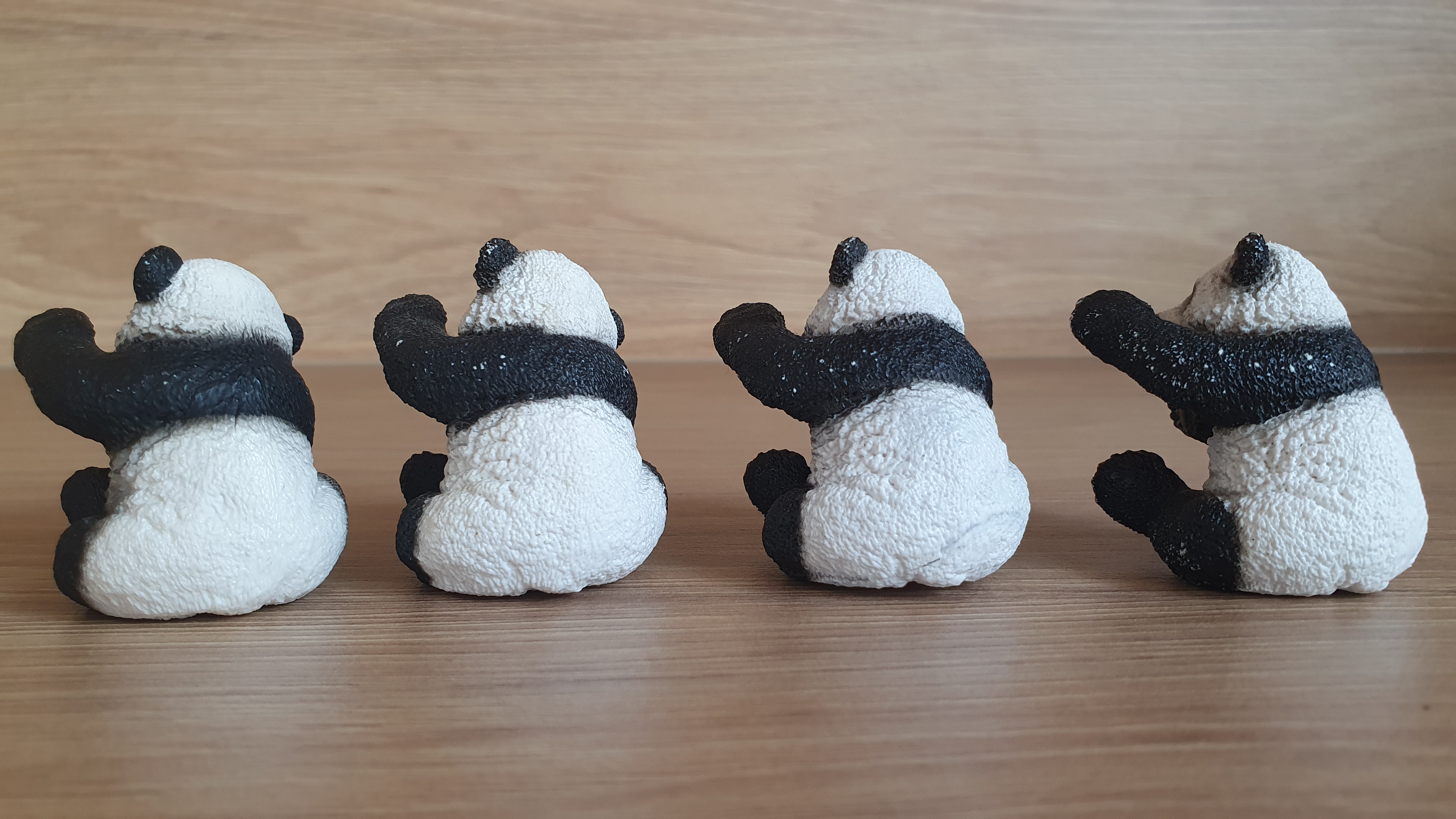 panda mládě 14734, model 2014