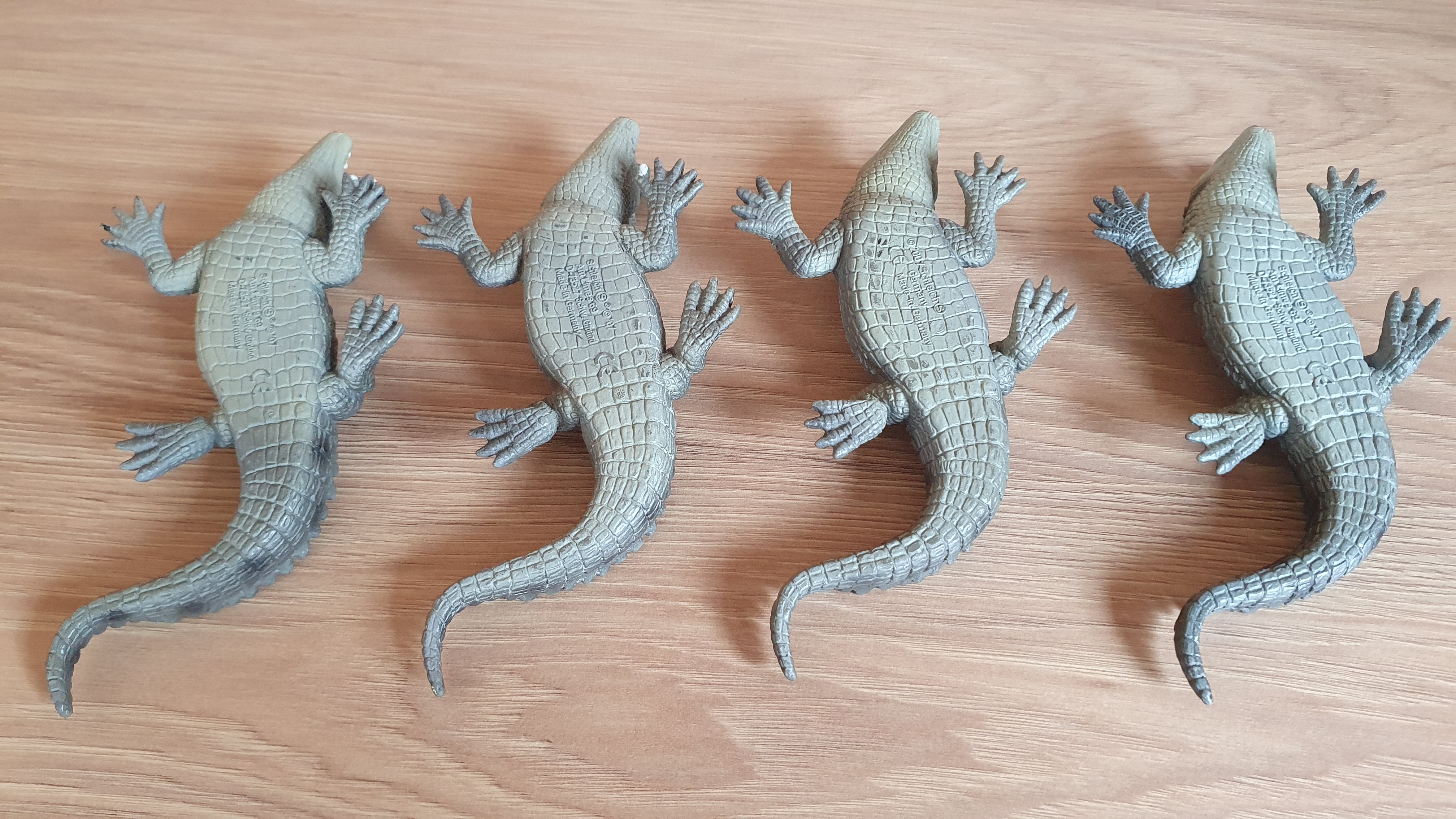 krokodýl  14378, model 2007