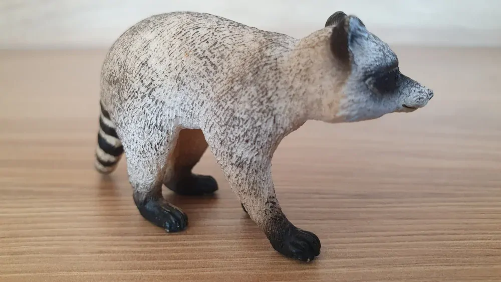 mýval  14828, model 2018