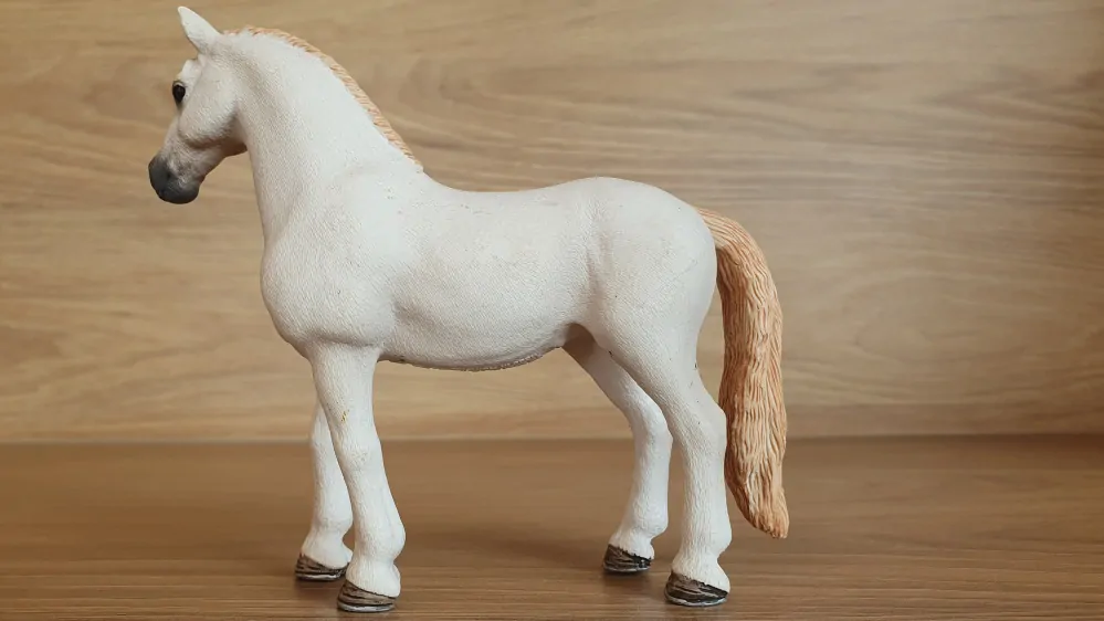 Klisna Lusitano  42368, model 2016