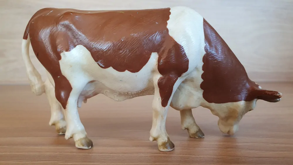 kráva  13133, model 1999