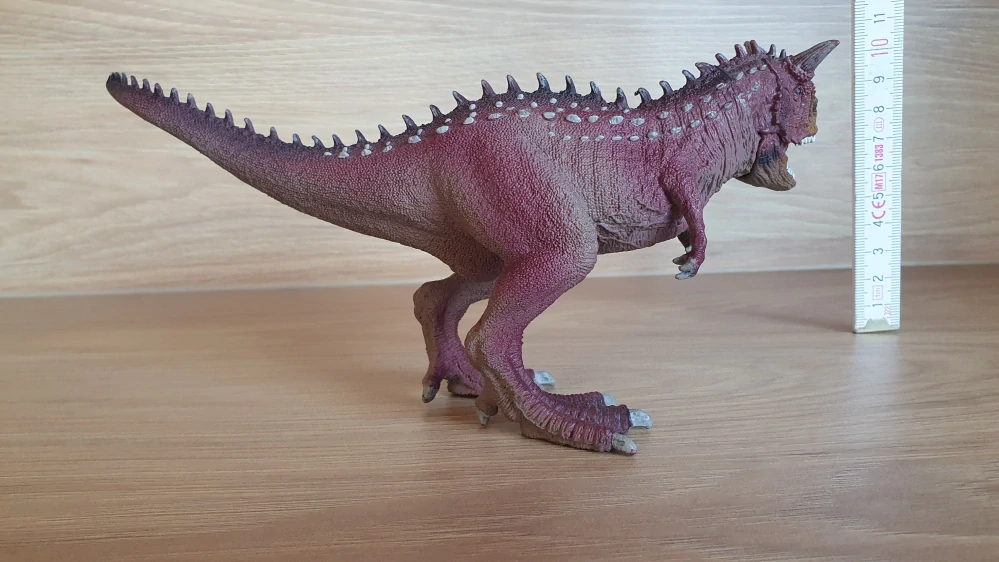 Carnotaurus 14527, model 2012
