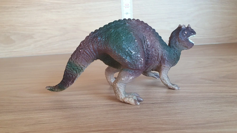 Ceratosaurus  16405, model 1993