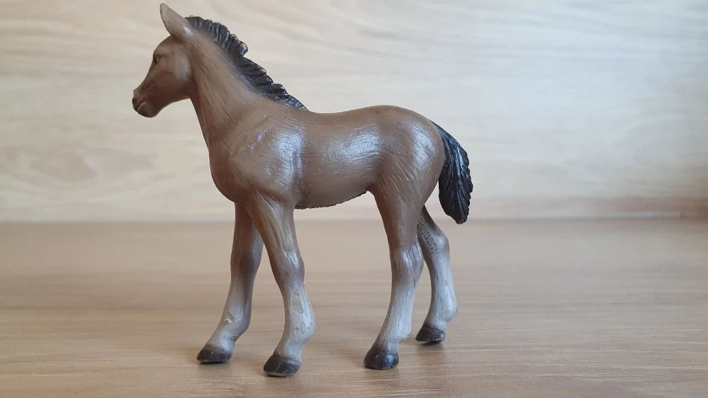 Hannoverské hříbě 13277, model 2003