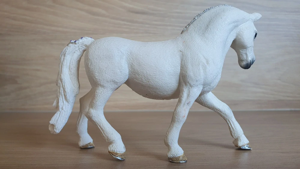 Lipicánská klisna bílá 13819, model 2016