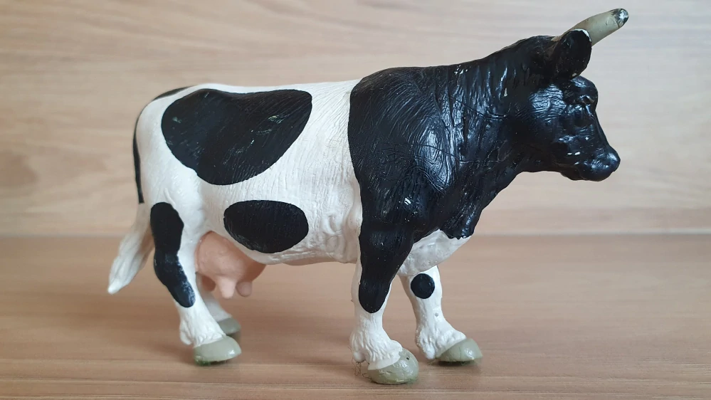 kráva 13214, model 1990