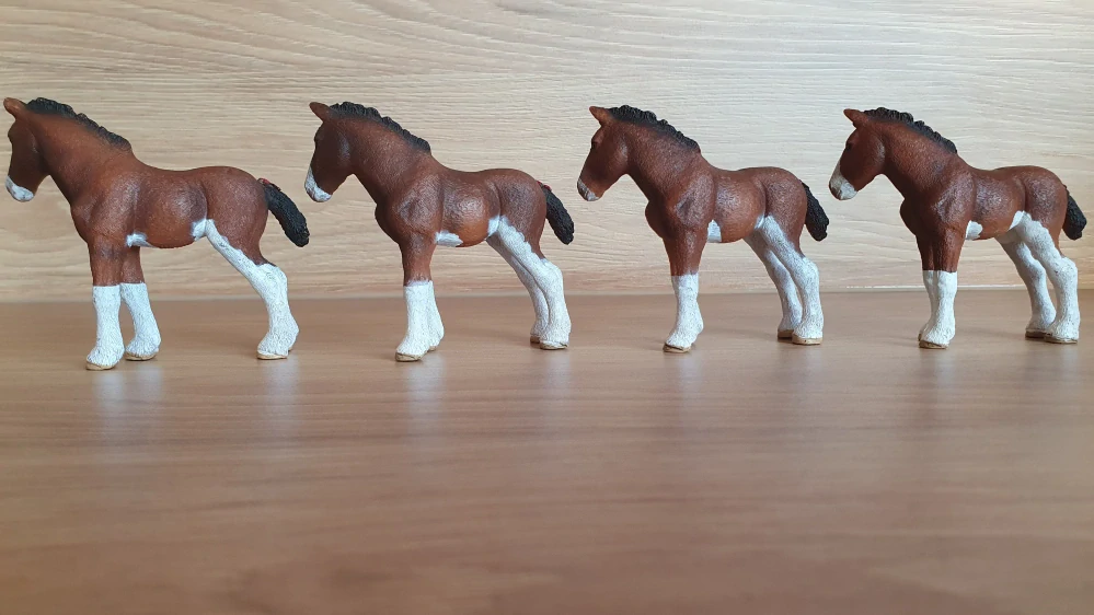 Schleich 13810 Clydesdale hříbě 2015