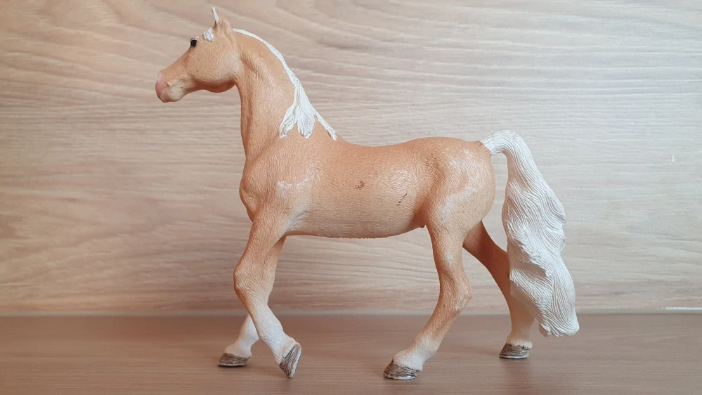 Americká jezdecká klisna 13912, model 2019
