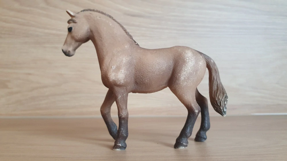 Quarter 42432, model 2017