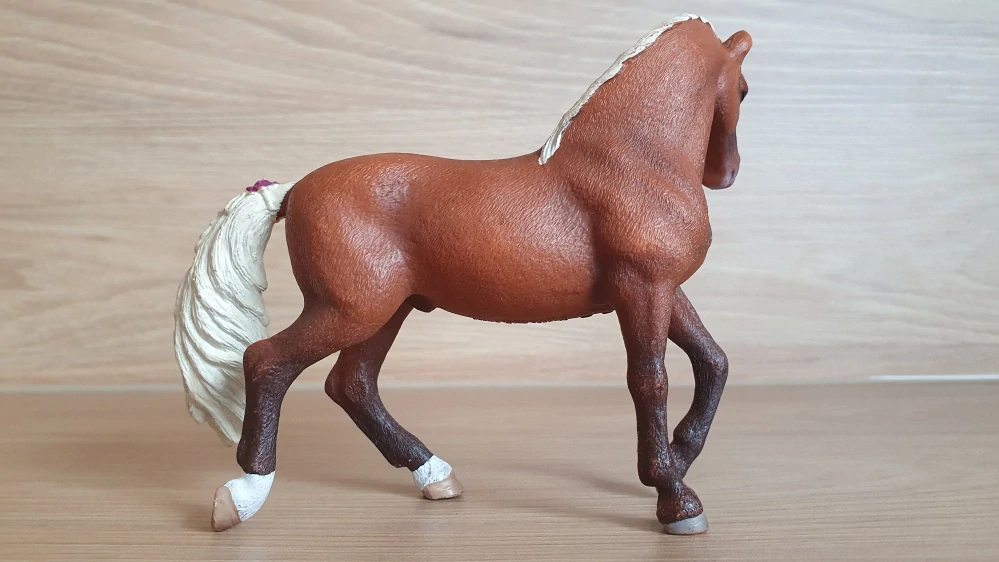 Hřebec Paso Fino  42468, model 2018