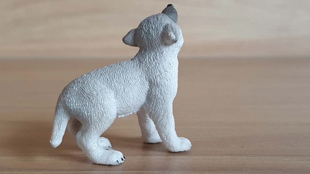 vlče šedé 42472, model 2018