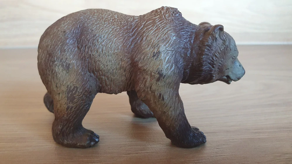 medvěd Grizzly samice 14323, model 2003