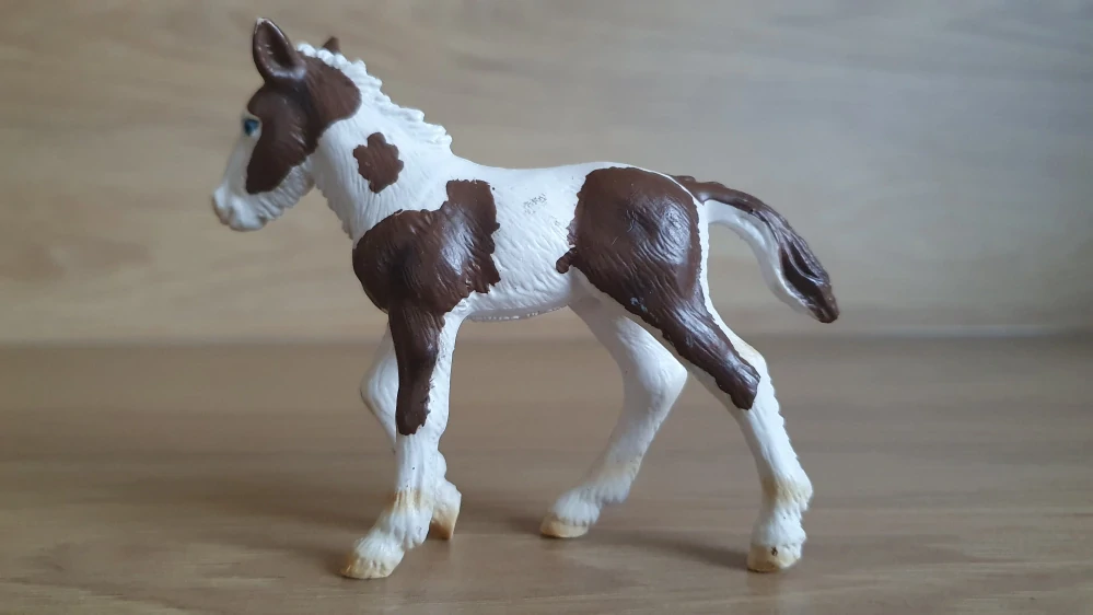 Kůň irský Tinker hříbě   13295, model 2004