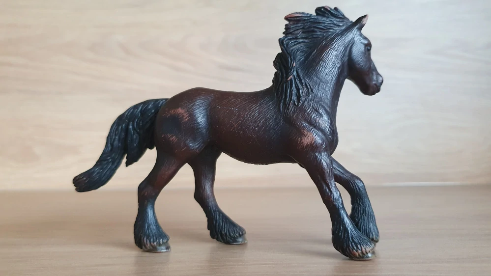 Fríská klisna  13604, model 2005