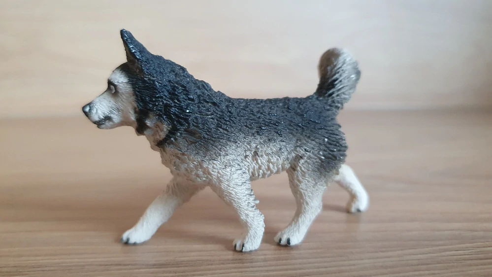 husky  16835, model 2014