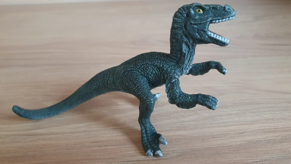 Velociraptor edice McDonalds No. 7, model 2019