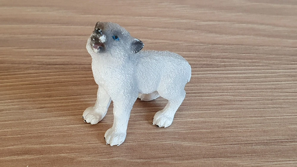 vlče 42472, model 2018