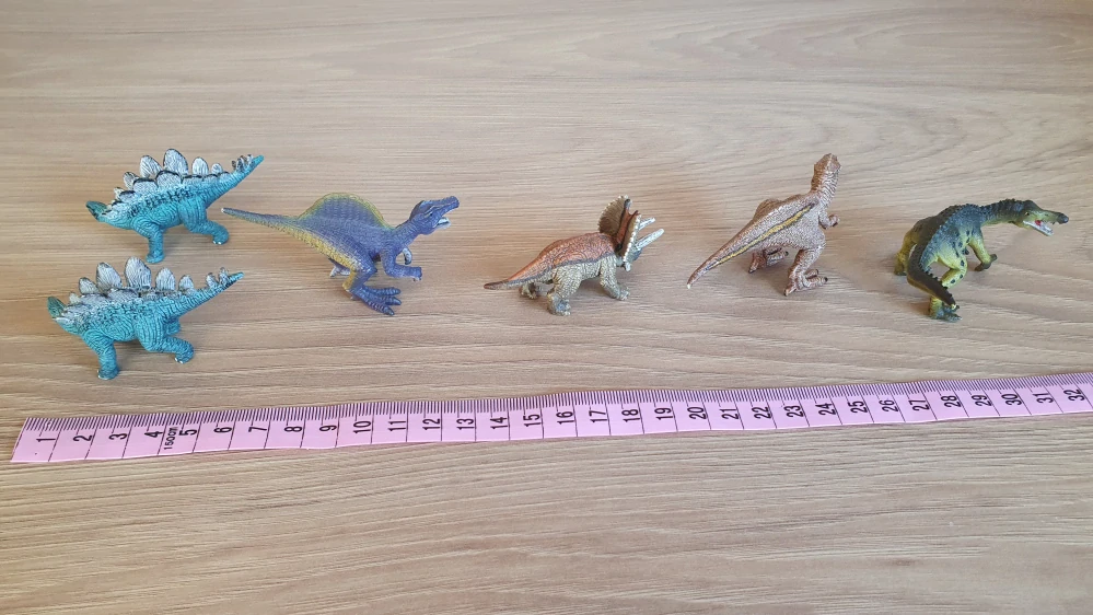 Mini dinosuaři 4-6cm