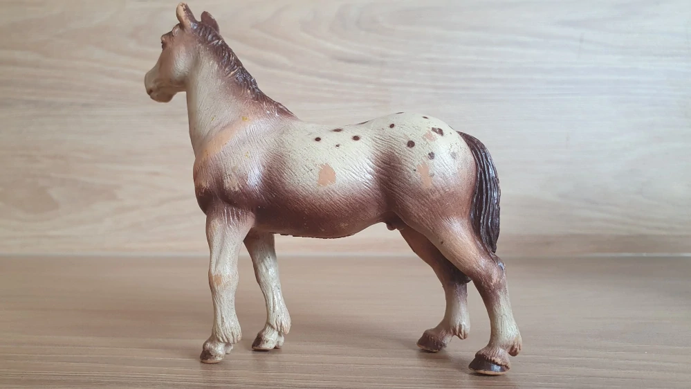 Appaloosa hřebec 13229, model 1995