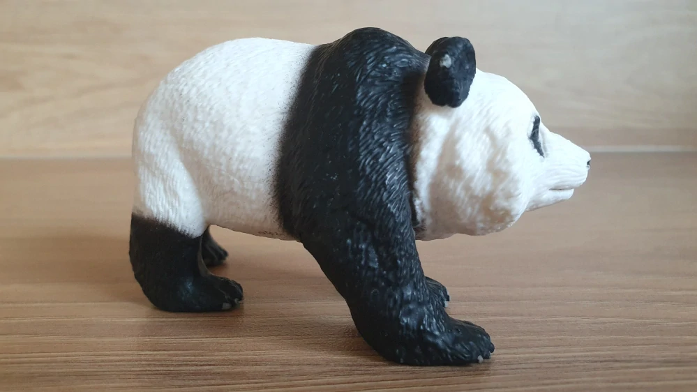 panda edice McDonalds, model 2021