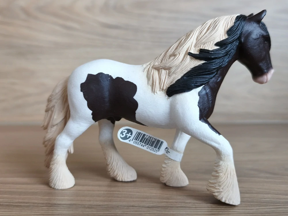 Tinkerský hřebec  13831, model 2016