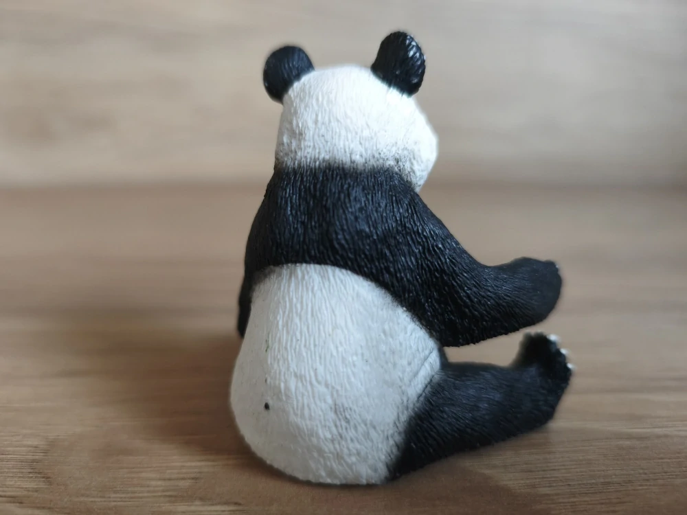 panda sedící 14773, model 2016