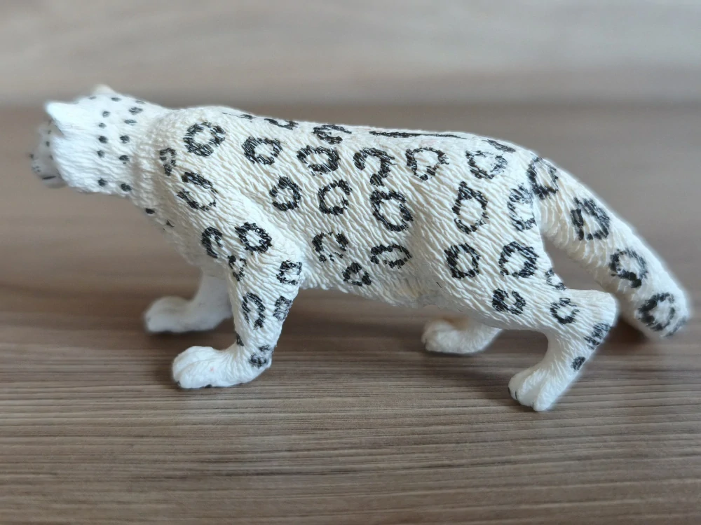 leopard sněžný 14838, model 2019