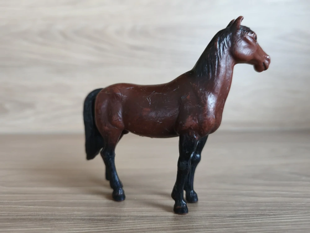 Arabský kůň  13204, model 1985