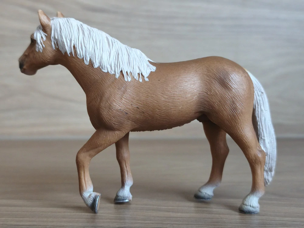 Palomino hřebec 13618, model 2006