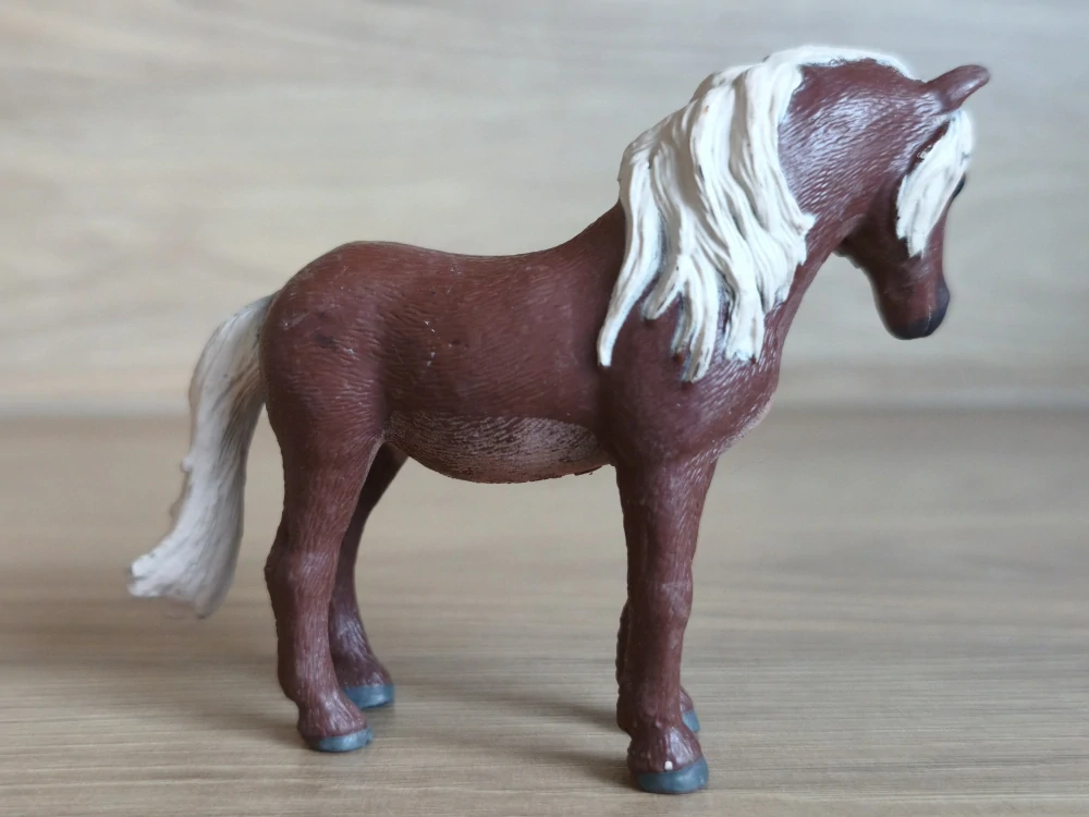 Islandská klisna edice McDonalds No 6, model 2019