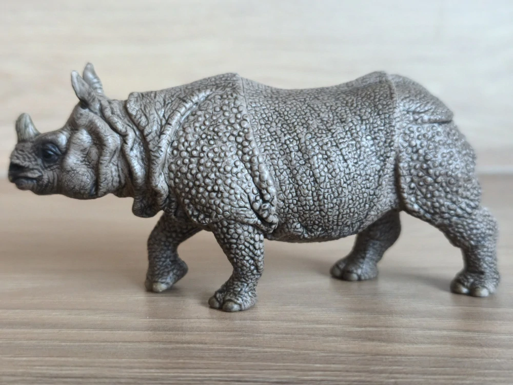 nosorožec  14816, model 2017