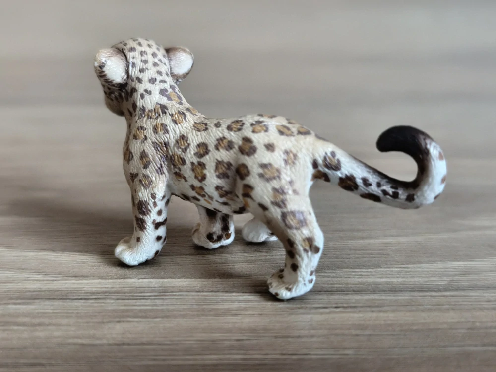 leopard mládě 14399, model 2008